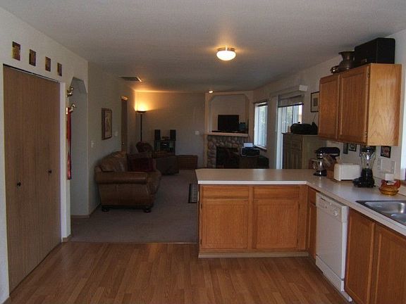 4th image of 11001 184th Ave E