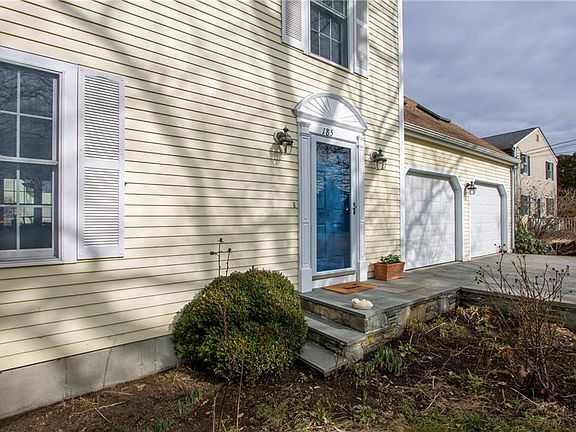 3rd image of 185 Mill Ln