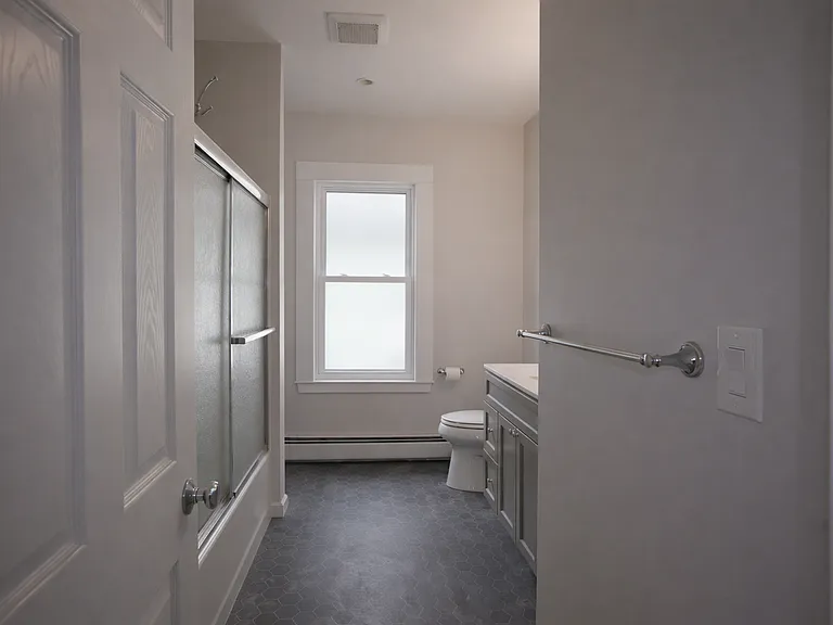 18 Amy St #2 — Photo 12