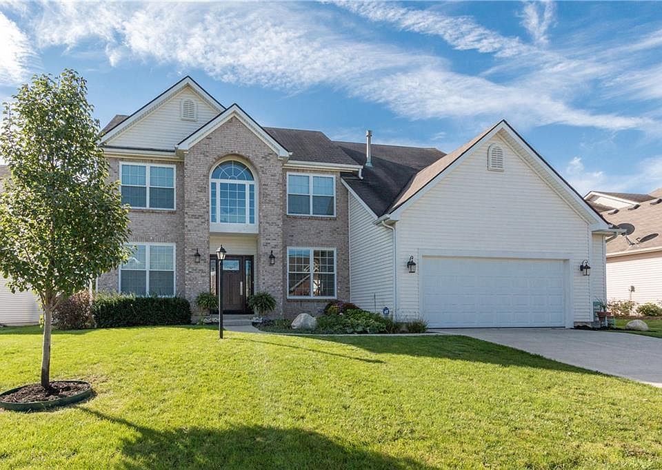 1st image of 12099 Everwood Cir