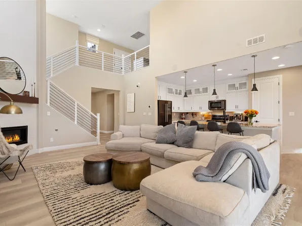 1901 Duke City St SE, Albuquerque, NM 87123