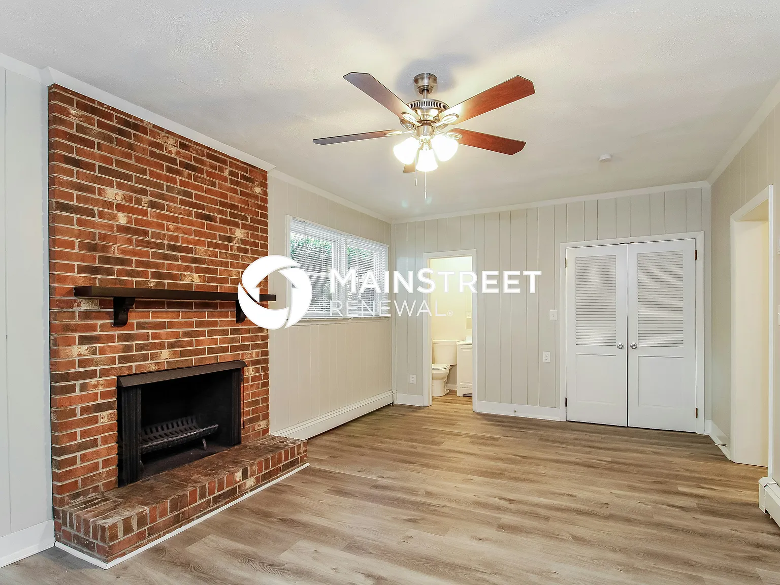 501 Florham Dr — Photo 4