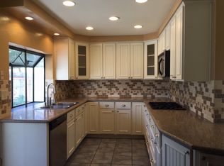 8915 Capcano Rd, San Diego, CA 92126