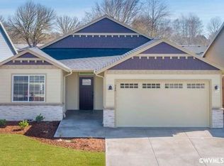 348 SW Applegate Trail Dr, Dallas, OR 97338