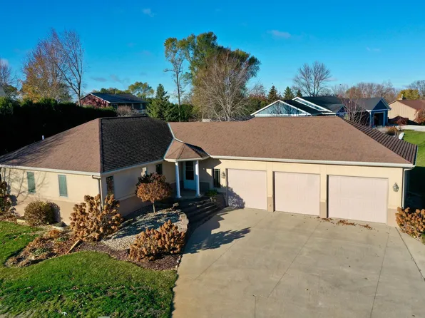 16118 Golfview Rd NE, New London, MN 56273