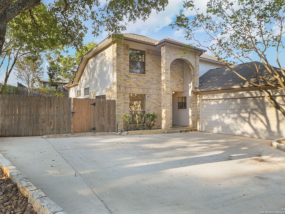 1st image of 1047 HEDGESTONE DR