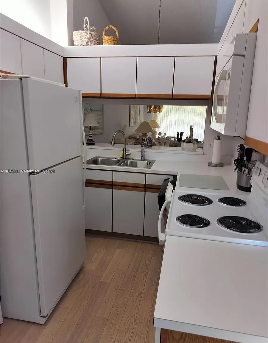 Keystone Condo — Photo 2