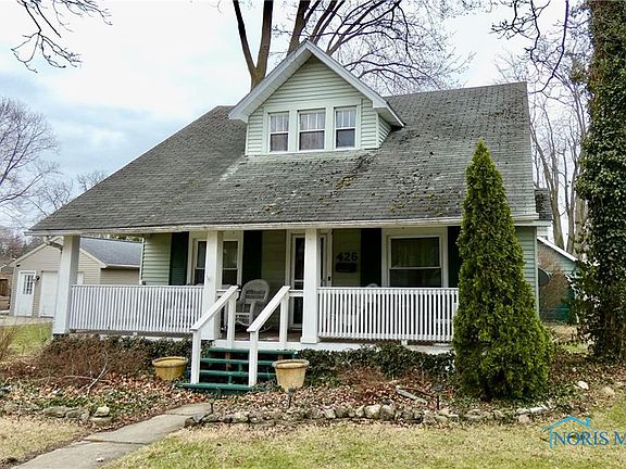2nd image of 426 E Indiana Ave