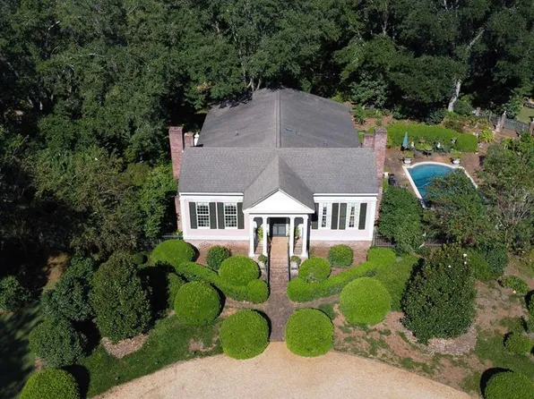 111 Byron Plantation Rd, Albany, GA 31721