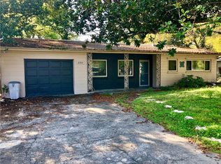 8280 Pelican Ln, Seminole, FL 33777