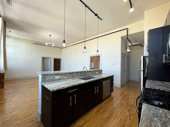3rd image of 1435 W 21st St #315