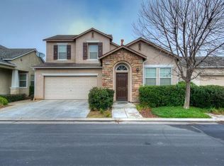 1693 Glen Dunbar Ln, Clovis, CA
