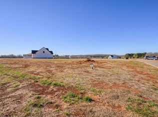 463 Campfire Ct, Winchester, TN 37398