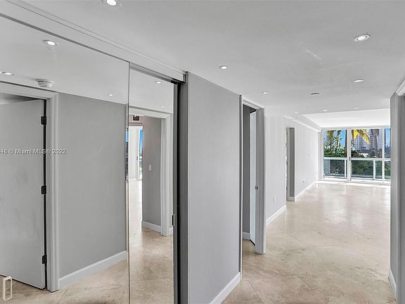 3rd image of 16500 Collins Ave APT 453