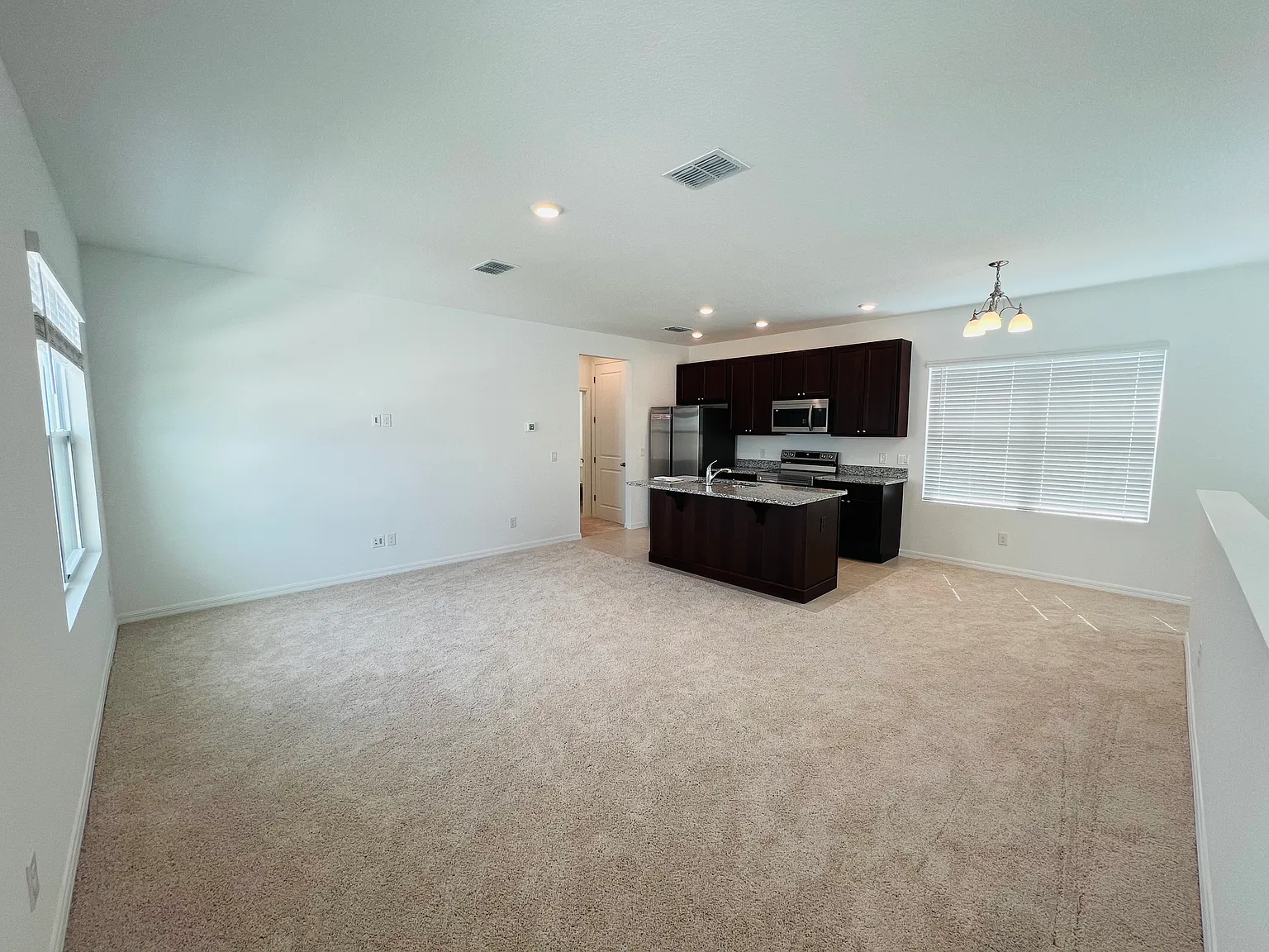 1 bed, 800 sqft, $1,800 — Photo 4