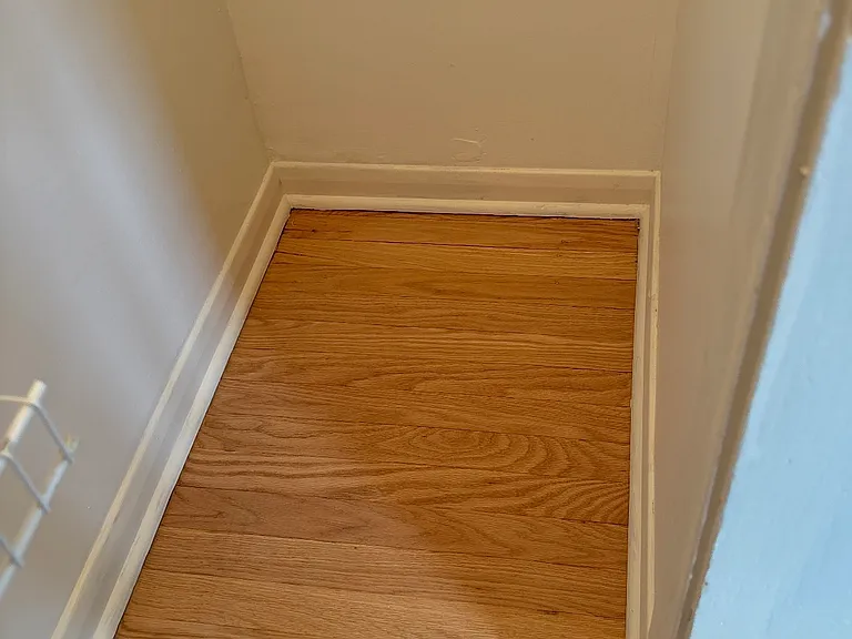 2709 N 74th Ave #1E — Photo 10