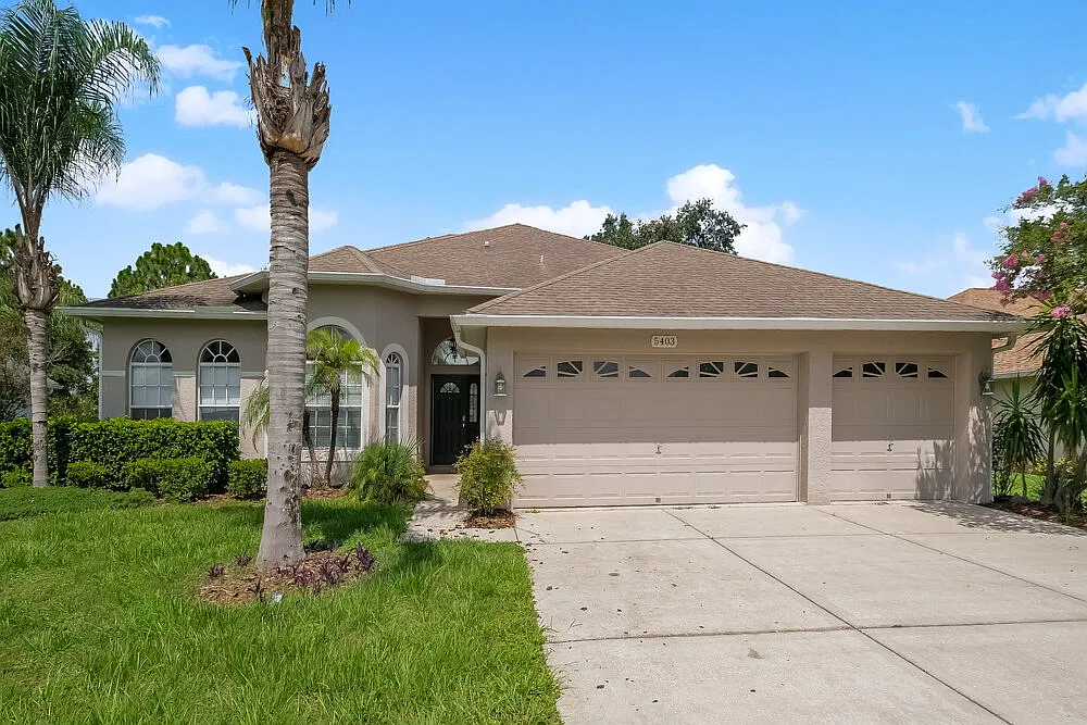 4 bed, 2.0 bath, 2268 sqft, $2,630 — Photo 1
