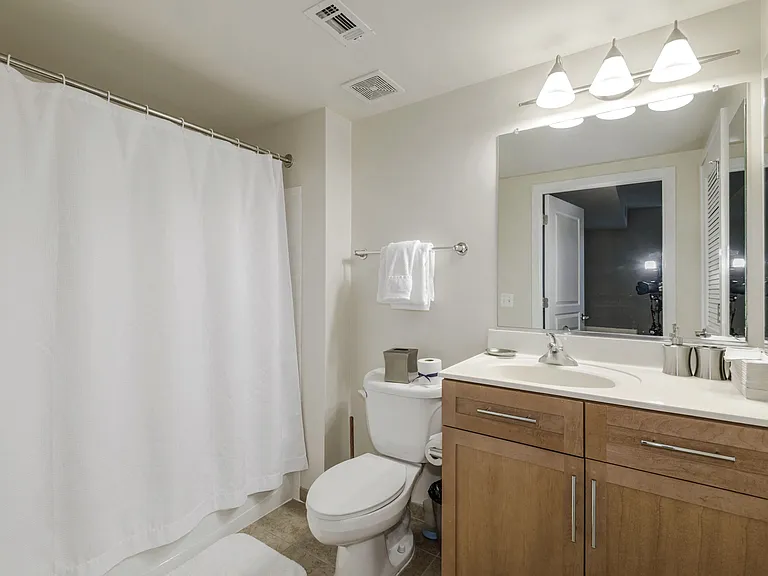 Large Bathrooms with Soaking Tubs