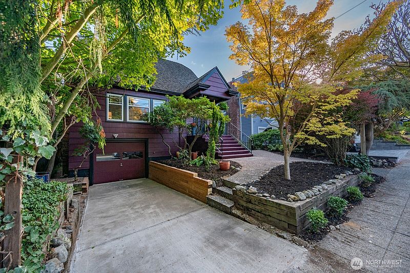 2nd image of 933 N 84TH Street