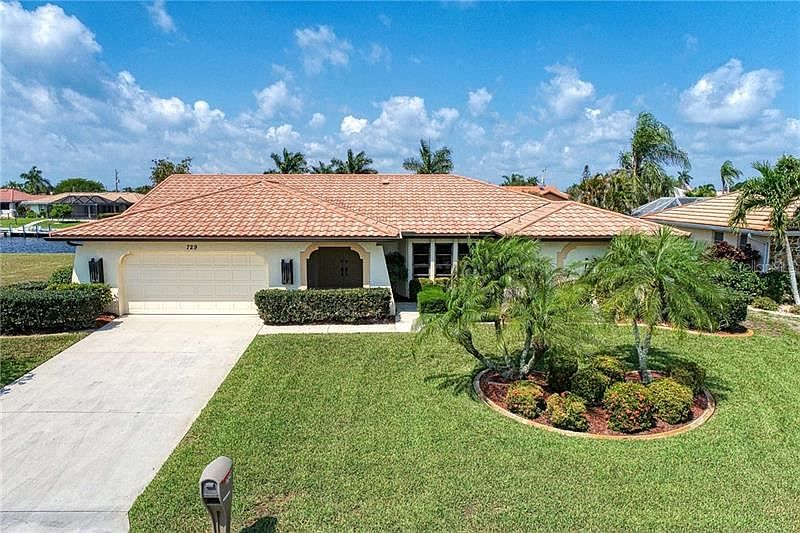 1st image of 729 Santa Margerita Ln