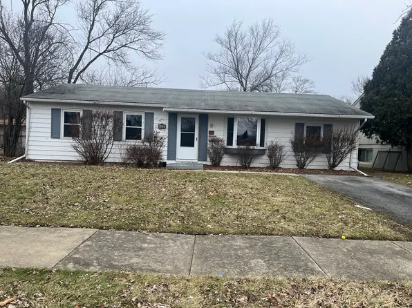 221 E Tulip Dr, Glenwood, IL 60425