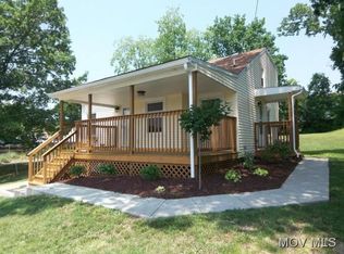 2309 45th St, Parkersburg, WV 26104