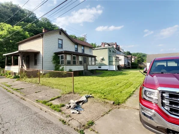 58 Elm St, Natrona Heights, PA 15065
