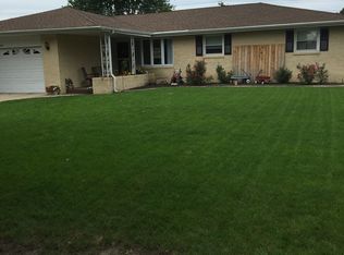 1300 Stinson Ave, Mattoon, IL 61938