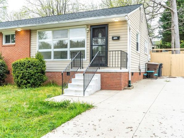 1602 Crystal Ln, Greensboro, NC 27403