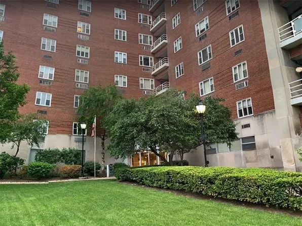 4625 5th Ave APT 412, Pittsburgh, PA 15213