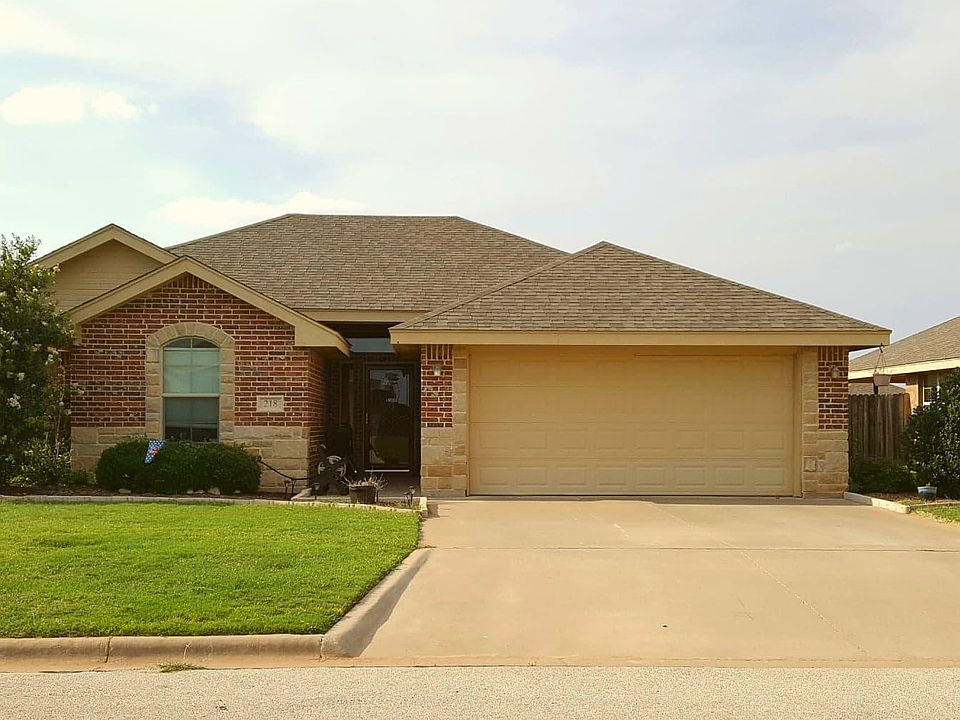 1st image of 218 Miss Ellie Ln