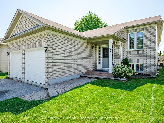 3rd image of 37 Baxter Pl