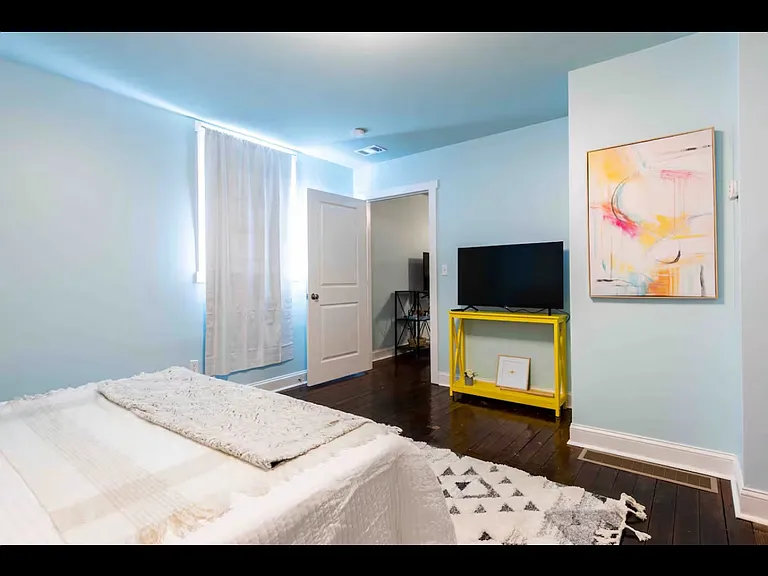 1496 S Shelby St #1 — Photo 9