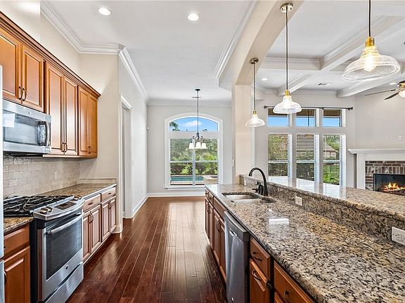 3rd image of 122 Cypress Lakes Dr