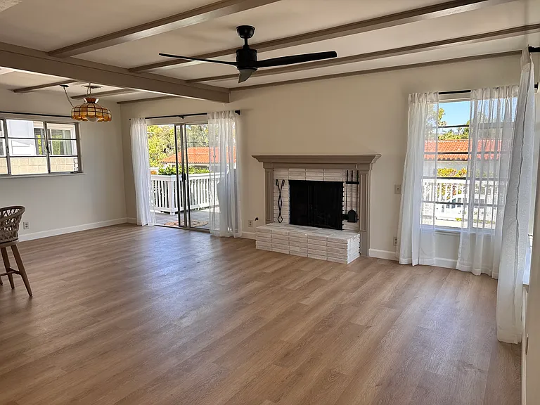 220 W Avenida Alessandro — Photo 4