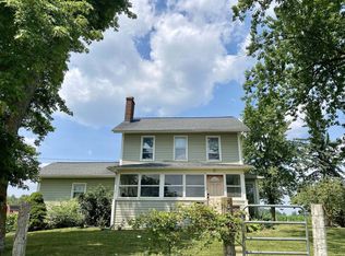 8820 Tamarack Rd, Pittsford, MI 49271