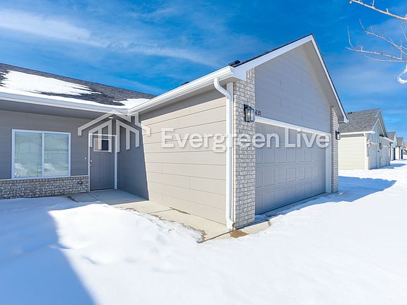 3rd image of 5235 N Cypress St