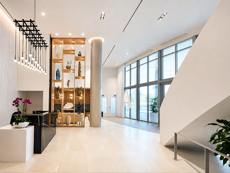 Ascent at Metropolitan Naples — Photo 12
