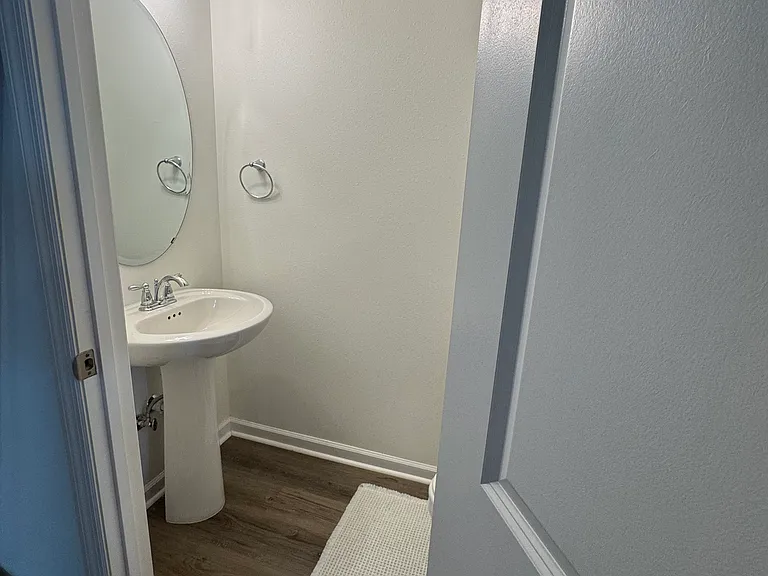3605 Meadow Vista Ln — Photo 15