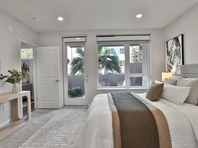 5925 Charlotte Dr #204 — Photo 16