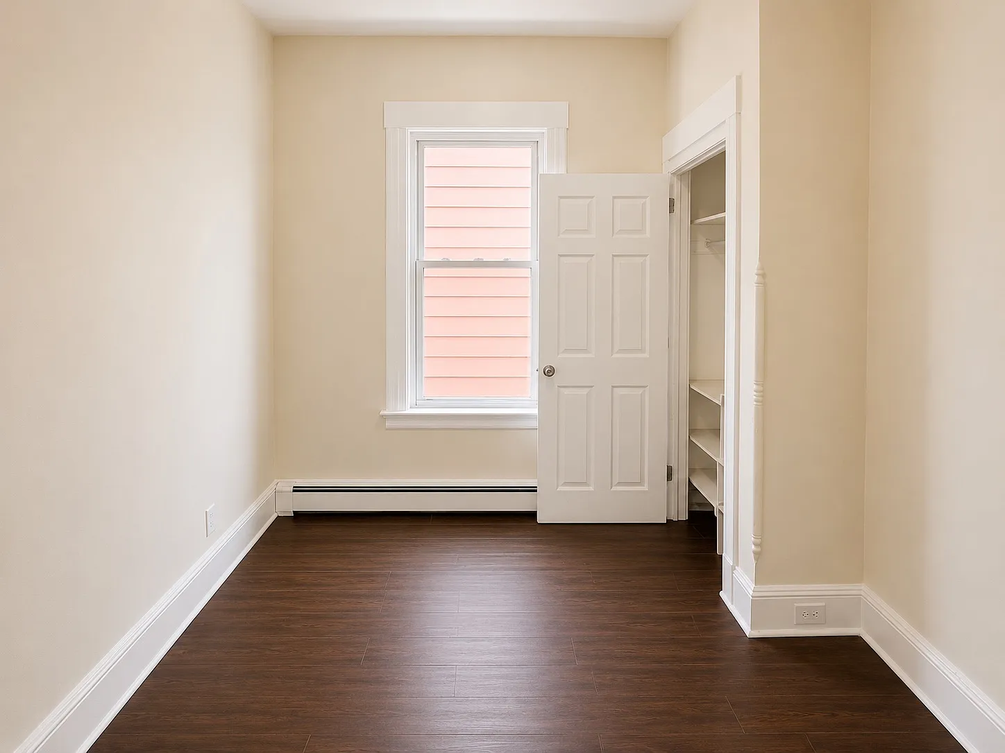 3 bed, $2,200 — Photo 4