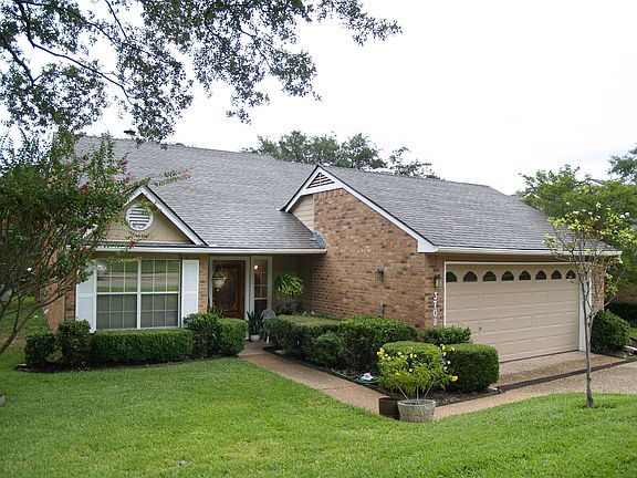 2nd image of 3708 Williamsburg Cir