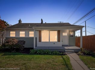 4109 Grandview Rd, Royal Oak, MI 48073