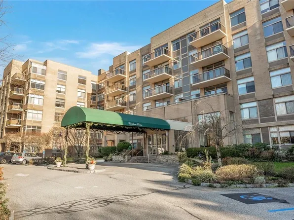 35 N Chatsworth Avenue #2T, Larchmont, NY 10538