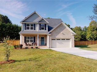 149 Laurens Ct, Advance, NC 27006