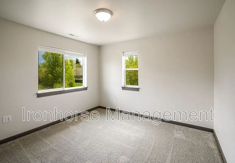 2954 W Babcock St #B — Photo 26