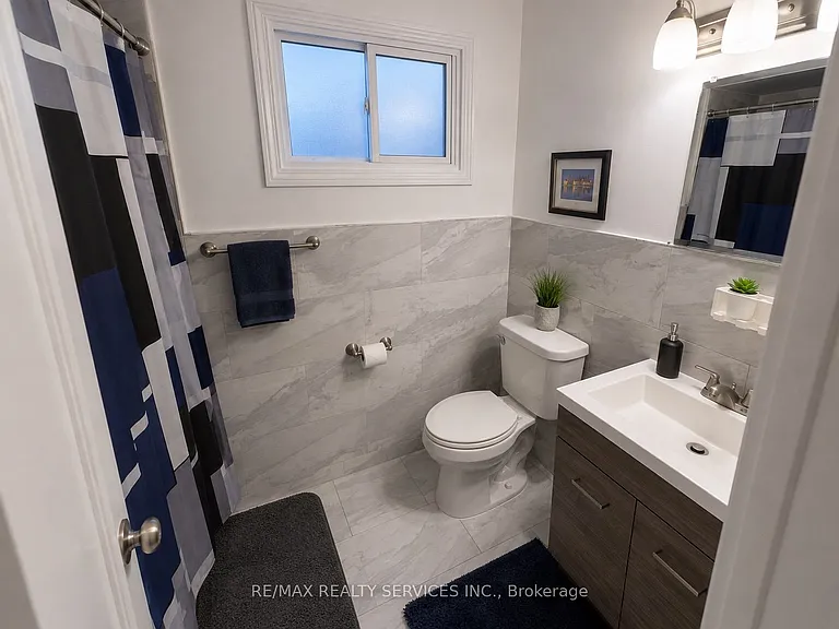 71 Newlyn Cres — Photo 14