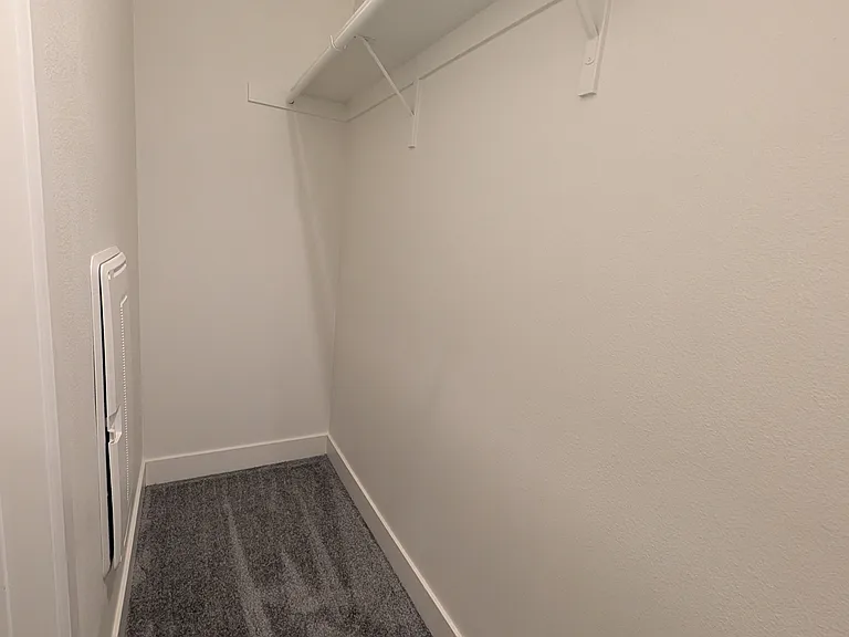 9877 Macarthur Blvd #A — Photo 22