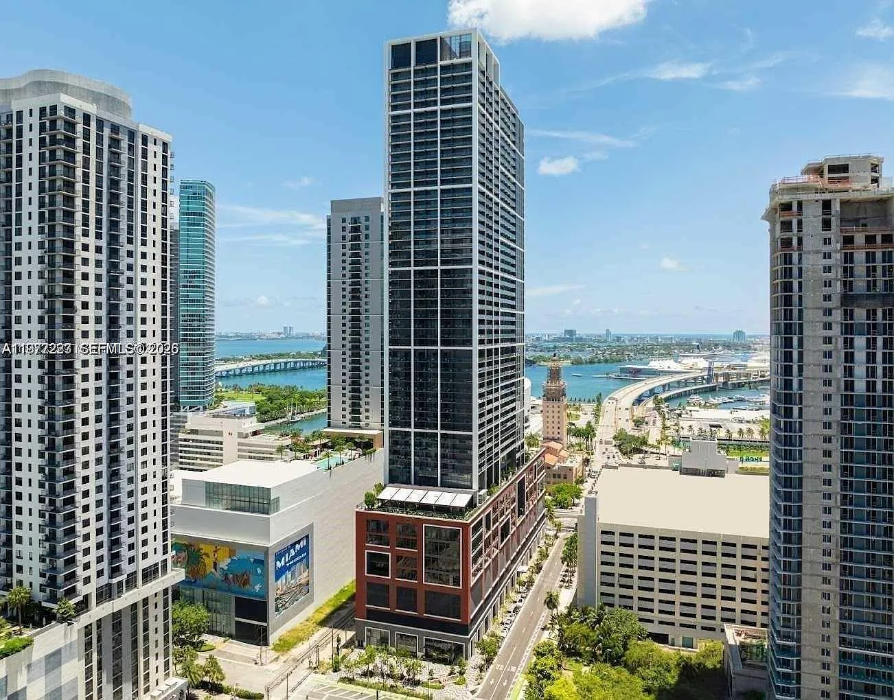 1 bed, 1.0 bath, 598 sqft, $5,000 — Photo 1