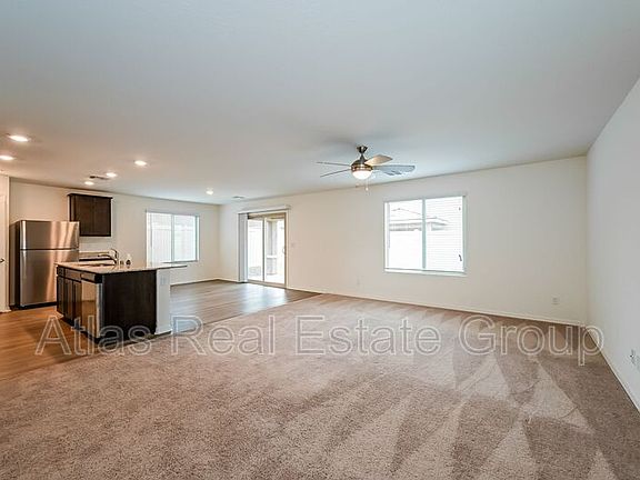 2nd image of 614 Descubir Ave